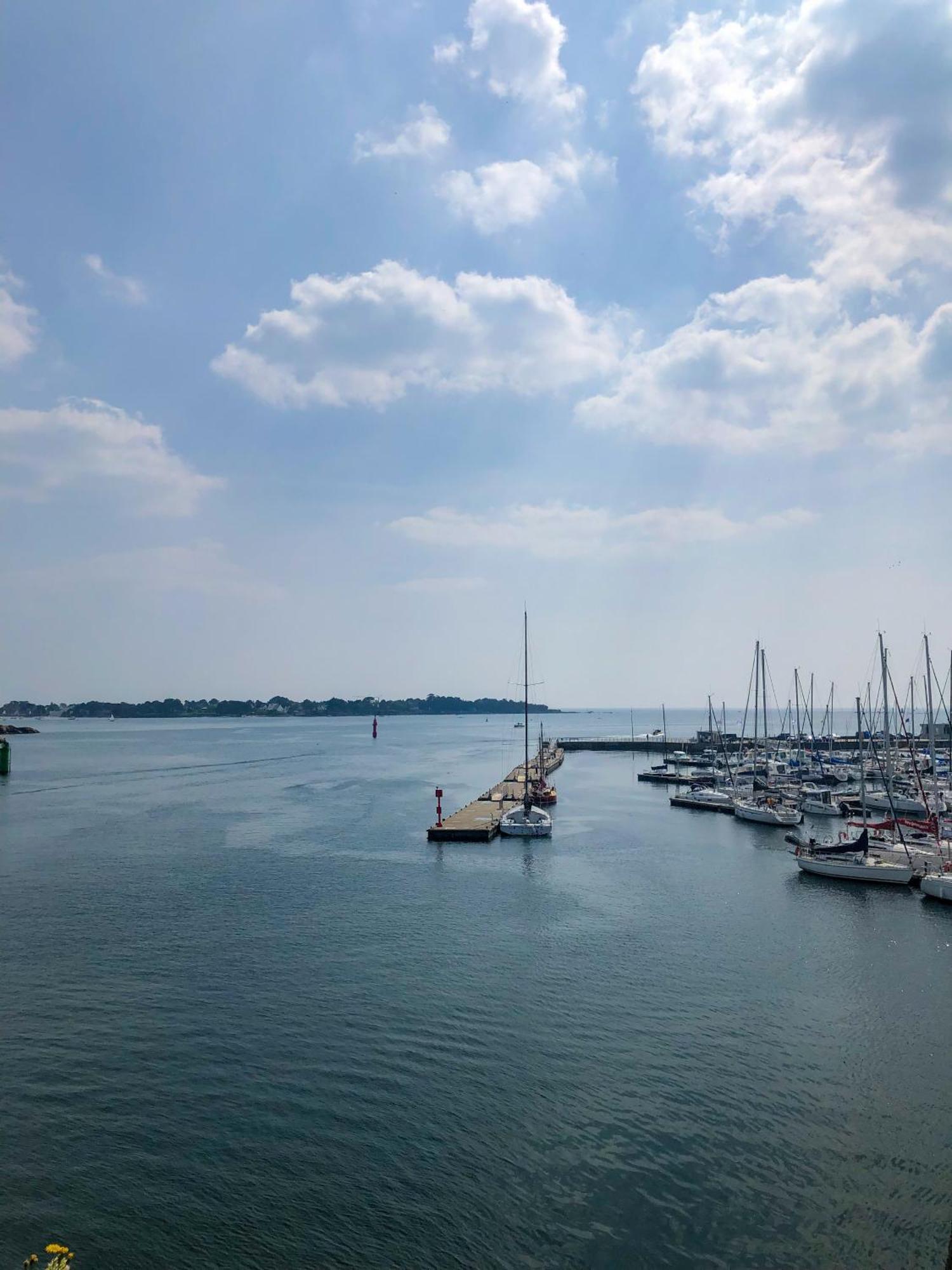 Ostal - Auberge De Jeunesse Concarneau Esterno foto
